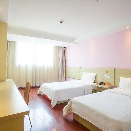 7Days Inn Foshan Zumiao Baihua Plaza Εξωτερικό φωτογραφία